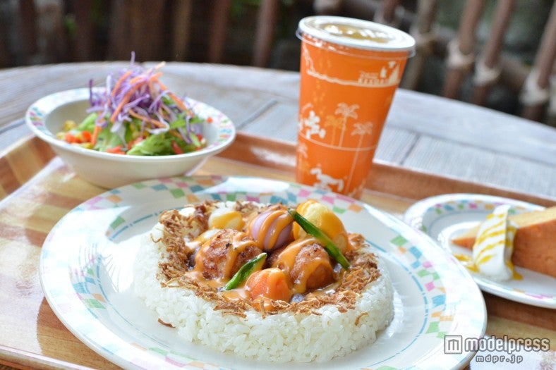 「グランマ・サラのキッチン」スペシャルメニュー