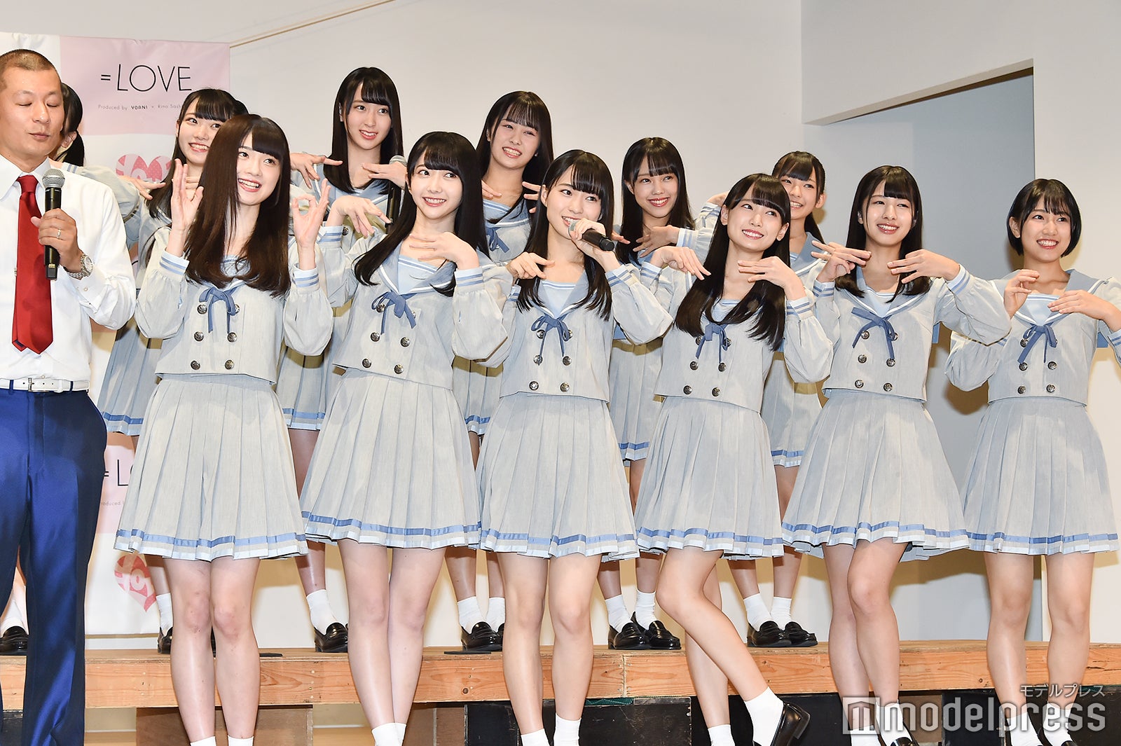 （前列左から）菅波美玲、谷崎早耶、冨田菜々風、鈴木瞳美、河口夏音、蟹沢萌子（後列左から）櫻井もも、本田珠由記、川中子奈月心、尾木波菜、落合希来里、永田詩央里 （C）モデルプレス