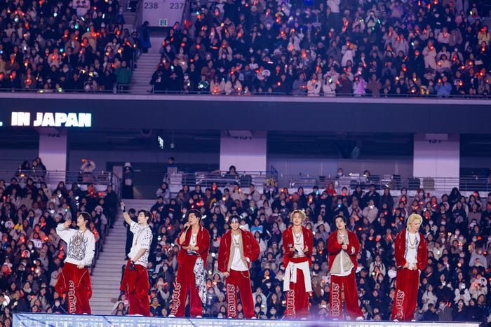 ENHYPEN「2025 MUSIC BANK GLOBAL FESTIVAL IN JAPAN」撮影:上山陽介、木村泰之、石井亜希、堀内レイ