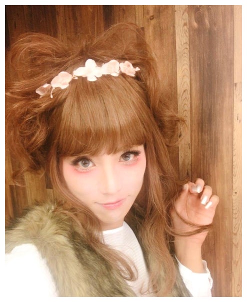 杉浦太陽、女装姿がハイクオリティ　妻・辻希美と益若つばさを足したような美女に