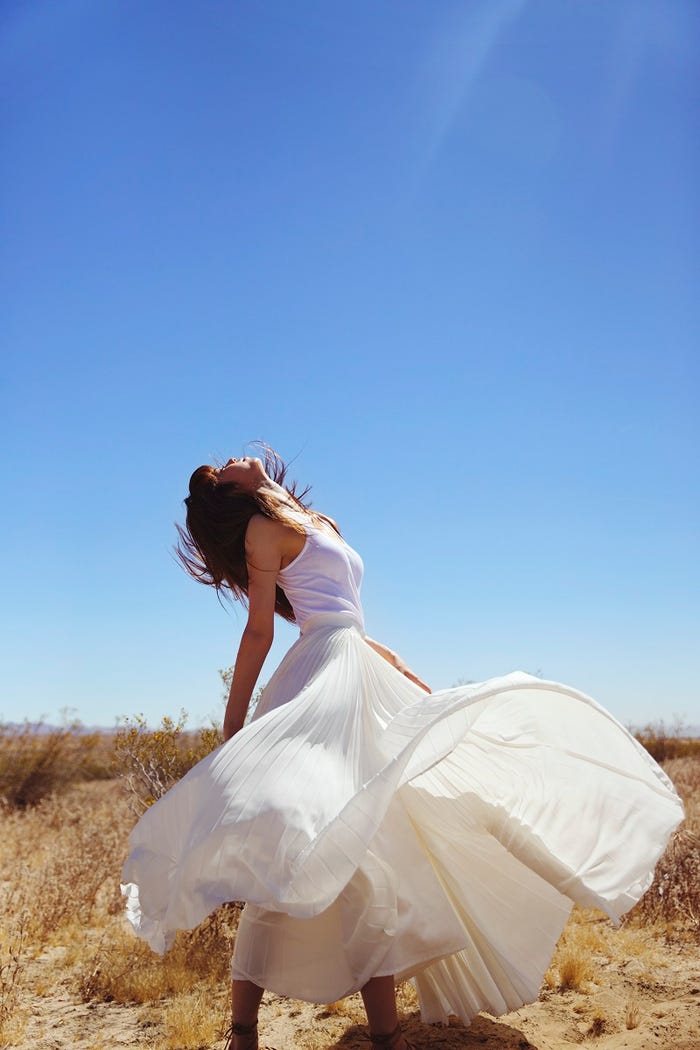 佐藤晴美 ファースト写真集「ハルミイロ」(画像提供:主婦の友社)