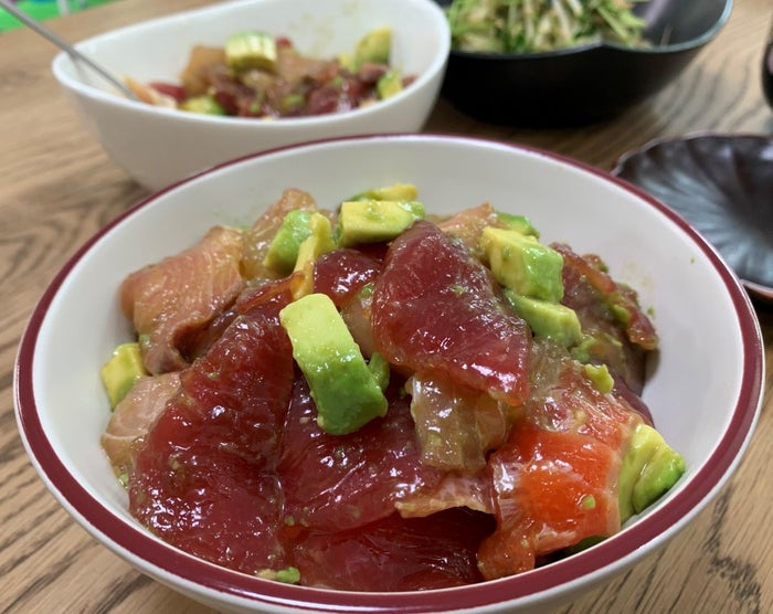 料理がだるい日にぴったり マグロとアボカドの漬け丼 もやしと豆苗とツナのナムル の作り方 モデルプレス