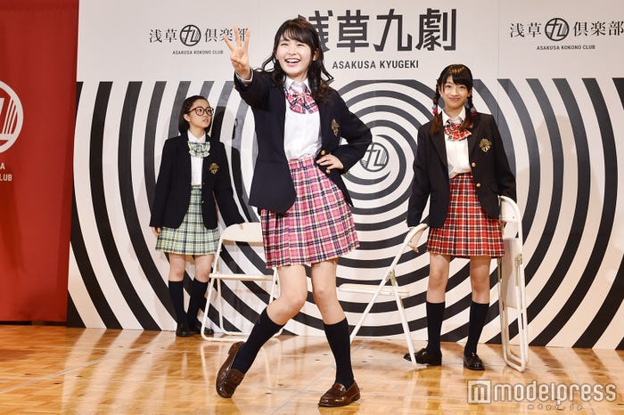 パフォーマンスを披露 (C)モデルプレス