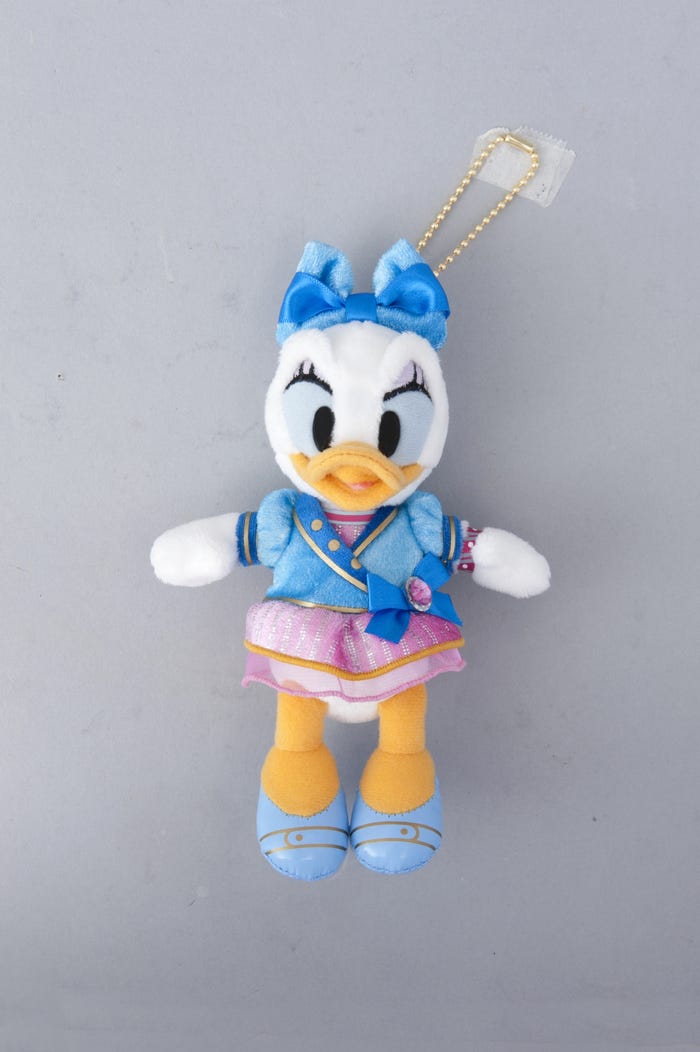 ぬいぐるみバッジ¥1900(C)Disney
