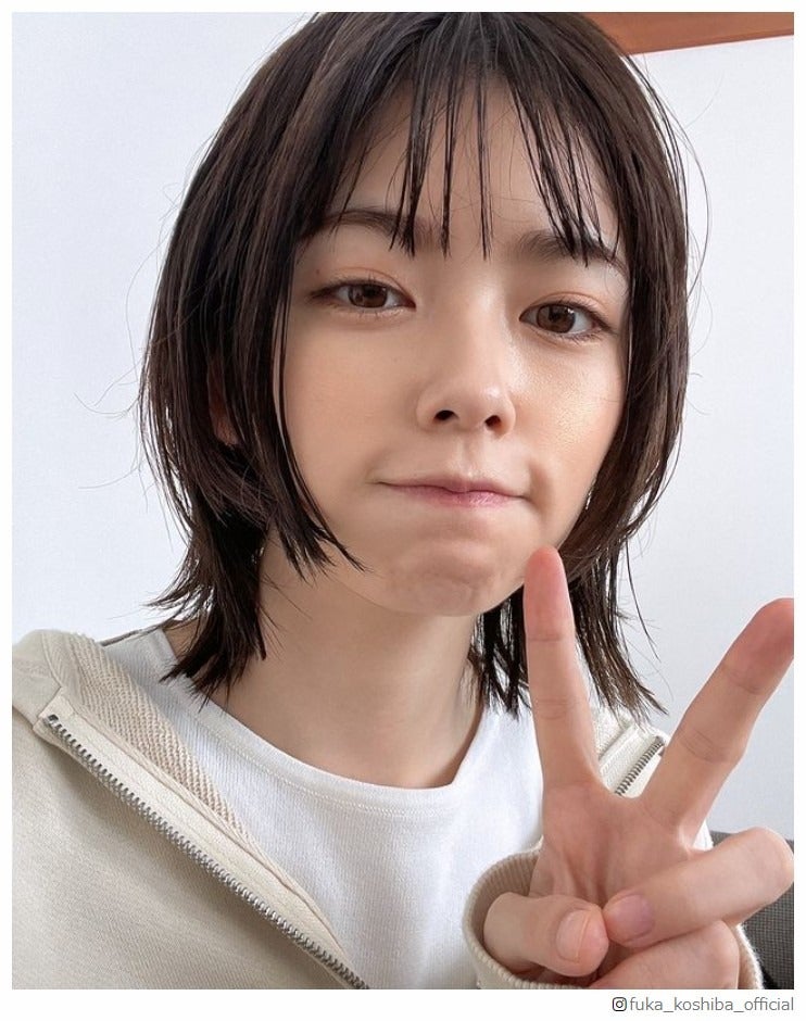 小芝風花、金髪から黒髪に電撃カムバック「一瞬誰だか分からなかった」「やっぱり似合う」