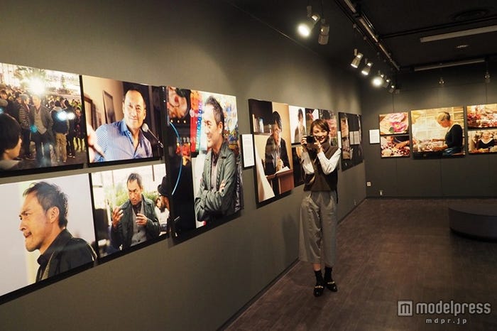 自身3度目となる写真展「瞬間の色~極~」を開催した舞川あいく