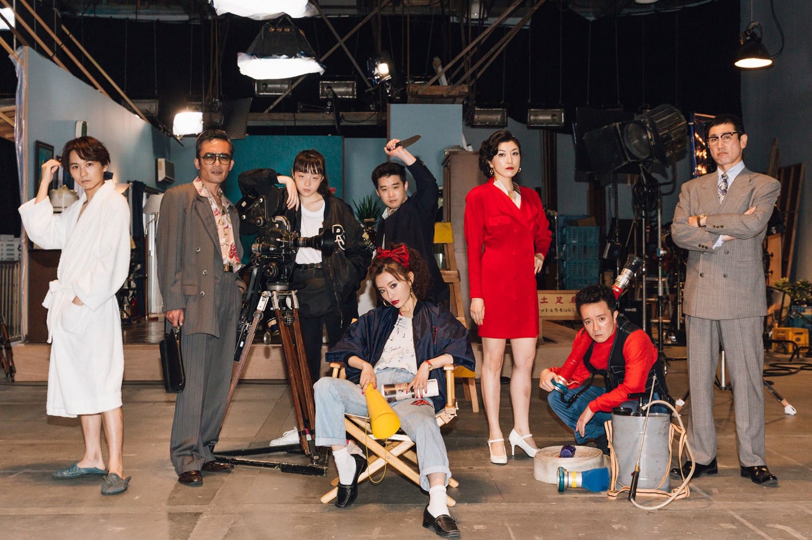 須賀健太、高橋和也、モトーラ世理奈、松本まりか、矢本悠馬、大山真絵子、濱田岳、渋川清彦（C）2021東映・東映ビデオ