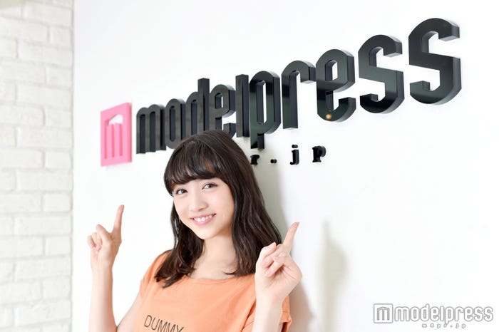 新井ひとみ(C)モデルプレス