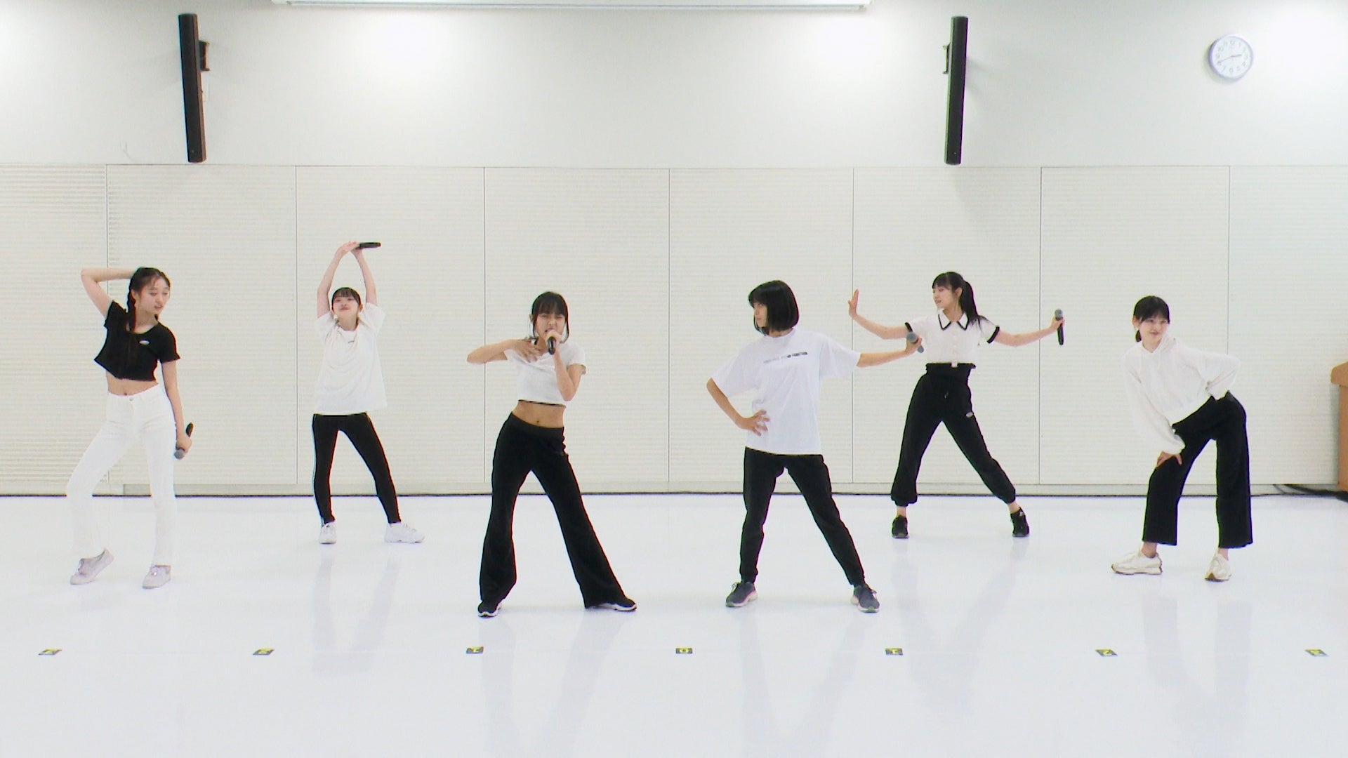 「OUT OF 48」第14話より（C）NTV