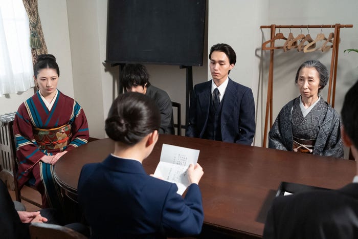 武田梨奈、堀家一希、見津賢、鷲尾真知子「虎に翼」第61話(C)NHK