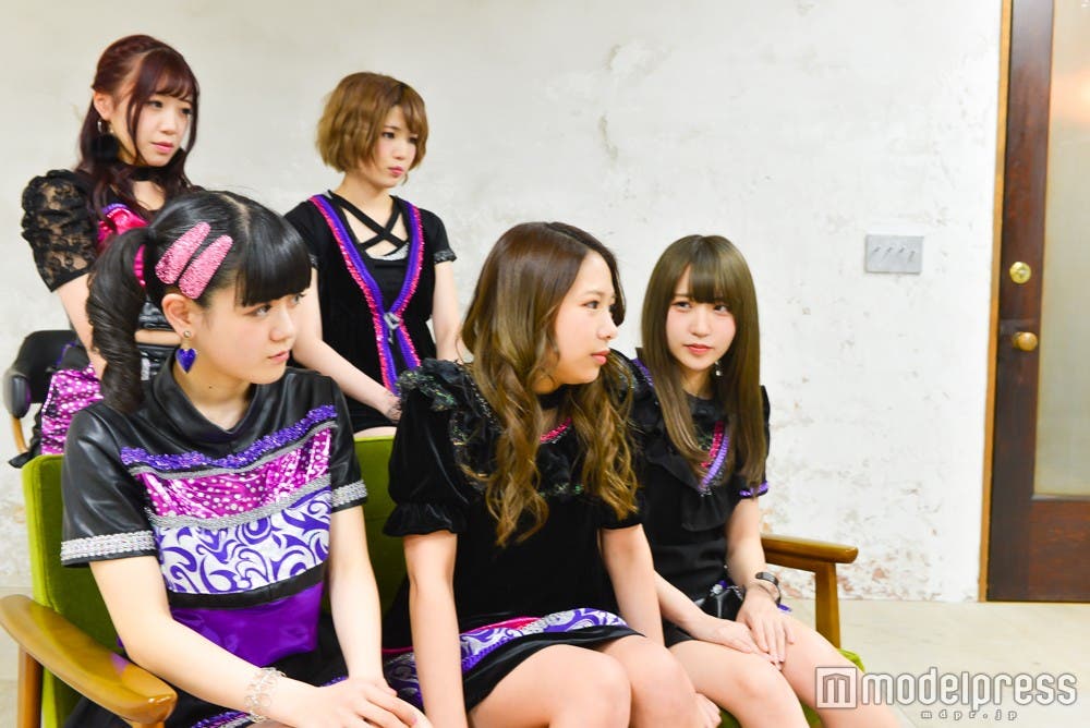 おや?夢子の様子が… (C)モデルプレス