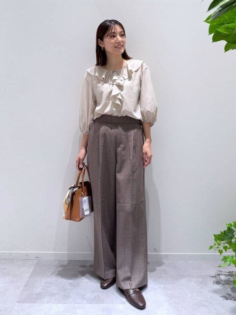 ラッフルフリルブラウス 2025秋冬グローバルワークラッフルフリルブラウス