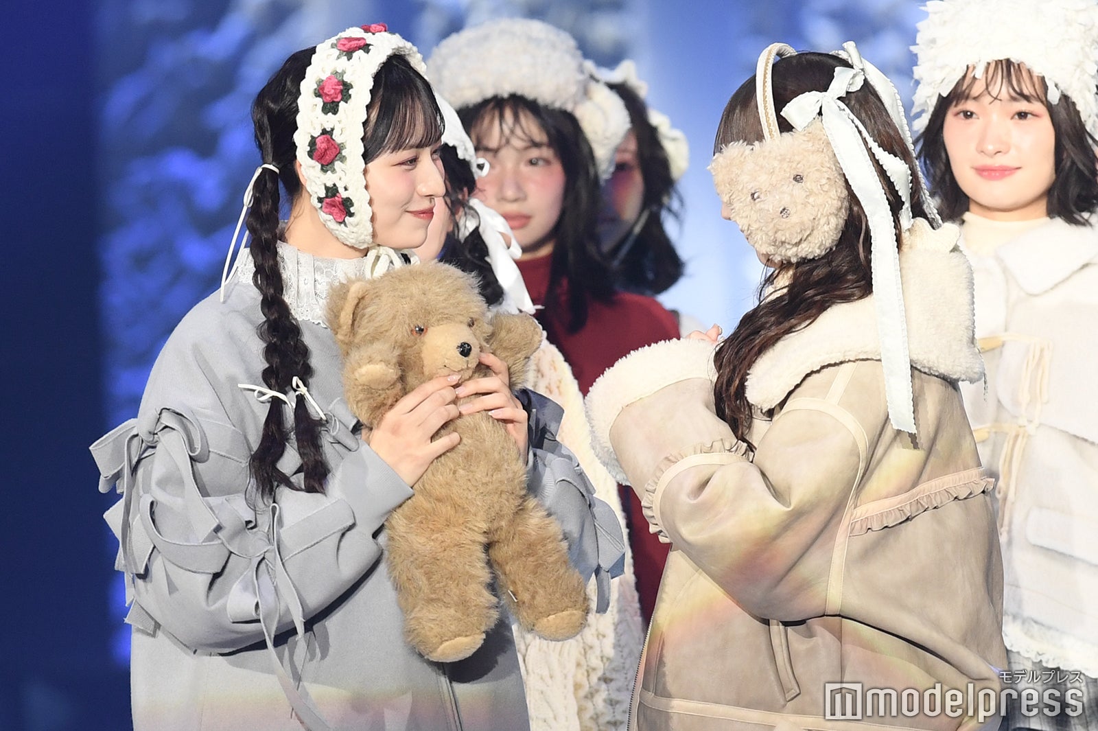 小川奈々子、立花琴未（C）モデルプレス