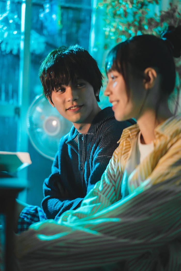板垣瑞生、南沙良(C)2021 MIRRORLIAR FILMS PROJECT