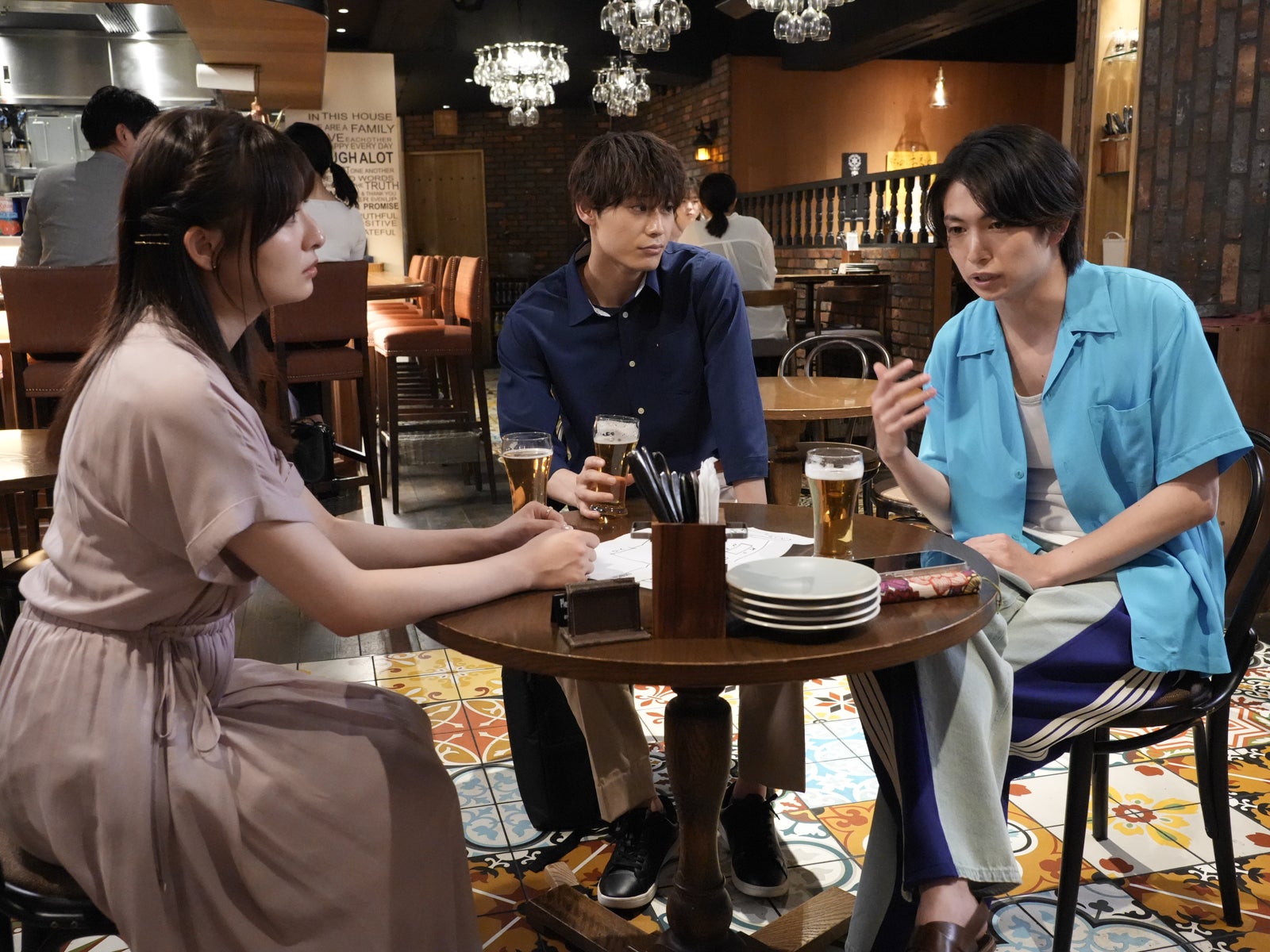 吉川愛、高松アロハ、綱啓永「名探偵のままでいて」（C）テレビ朝日
