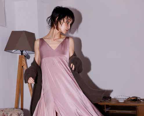 剛力彩芽、ブランドディレクション開始 美デコルテ映えるドレス姿披露