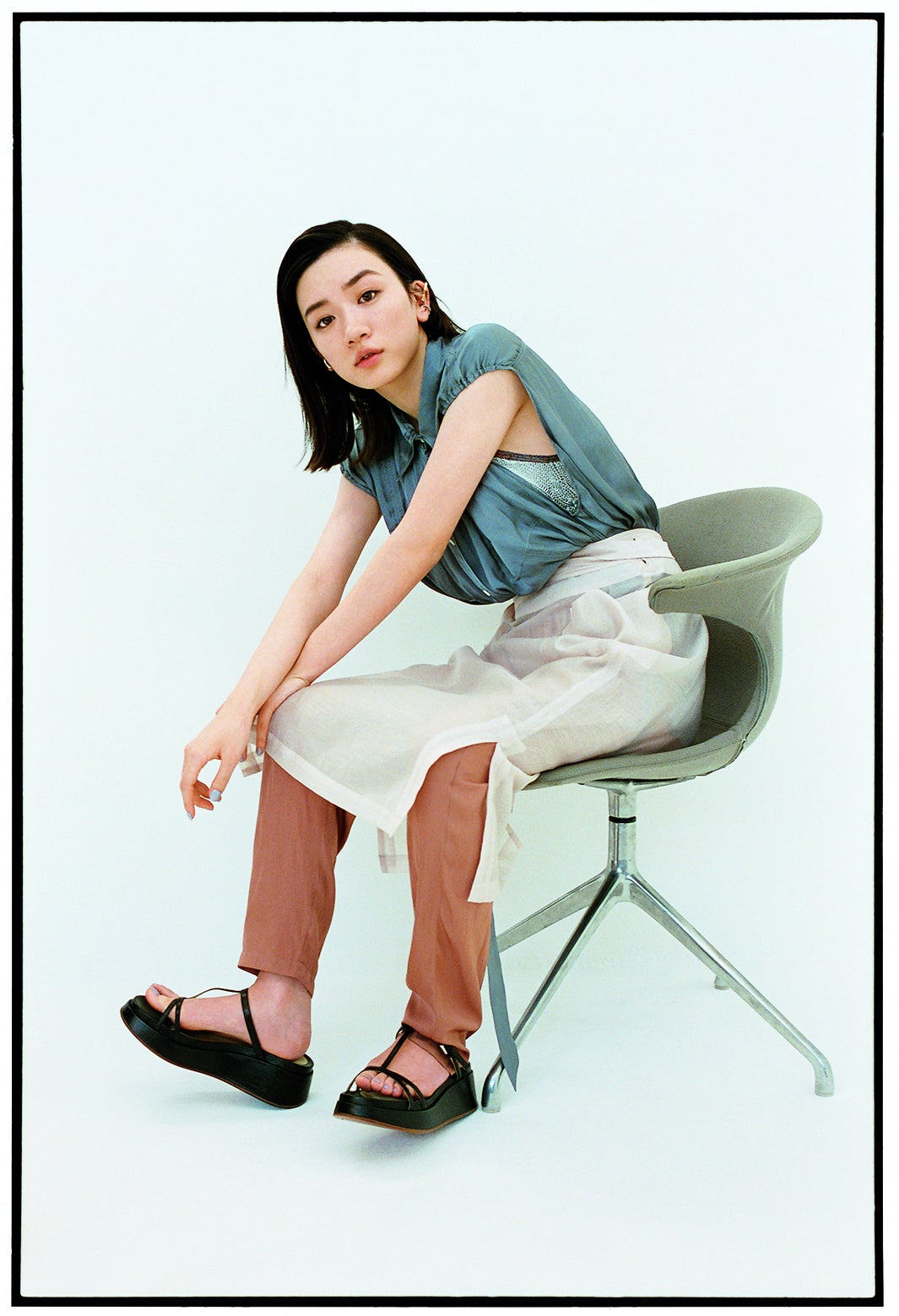 永野芽郁／「SPRiNG」4月号（画像提供：宝島社）