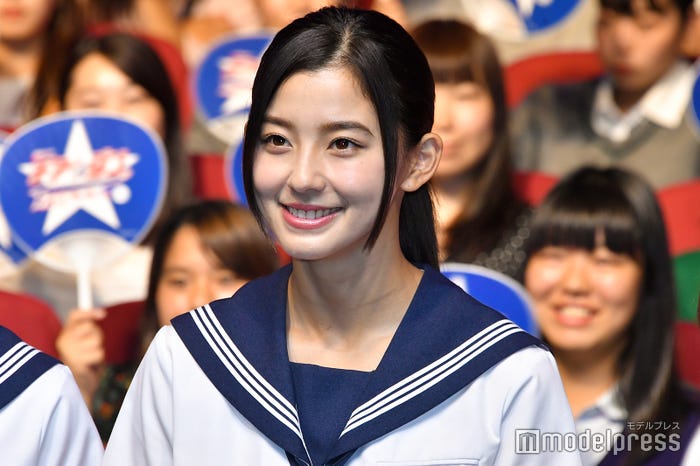 朝比奈彩 (C)モデルプレス