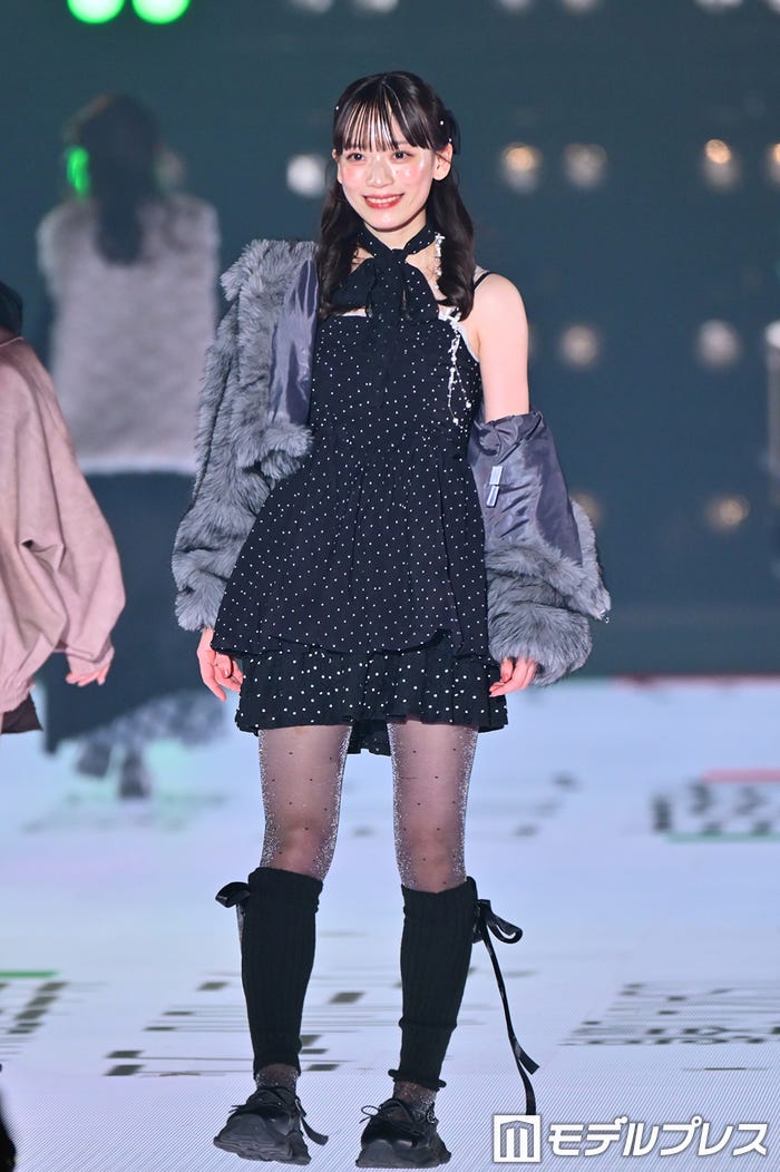 由布菜月(C)モデルプレス