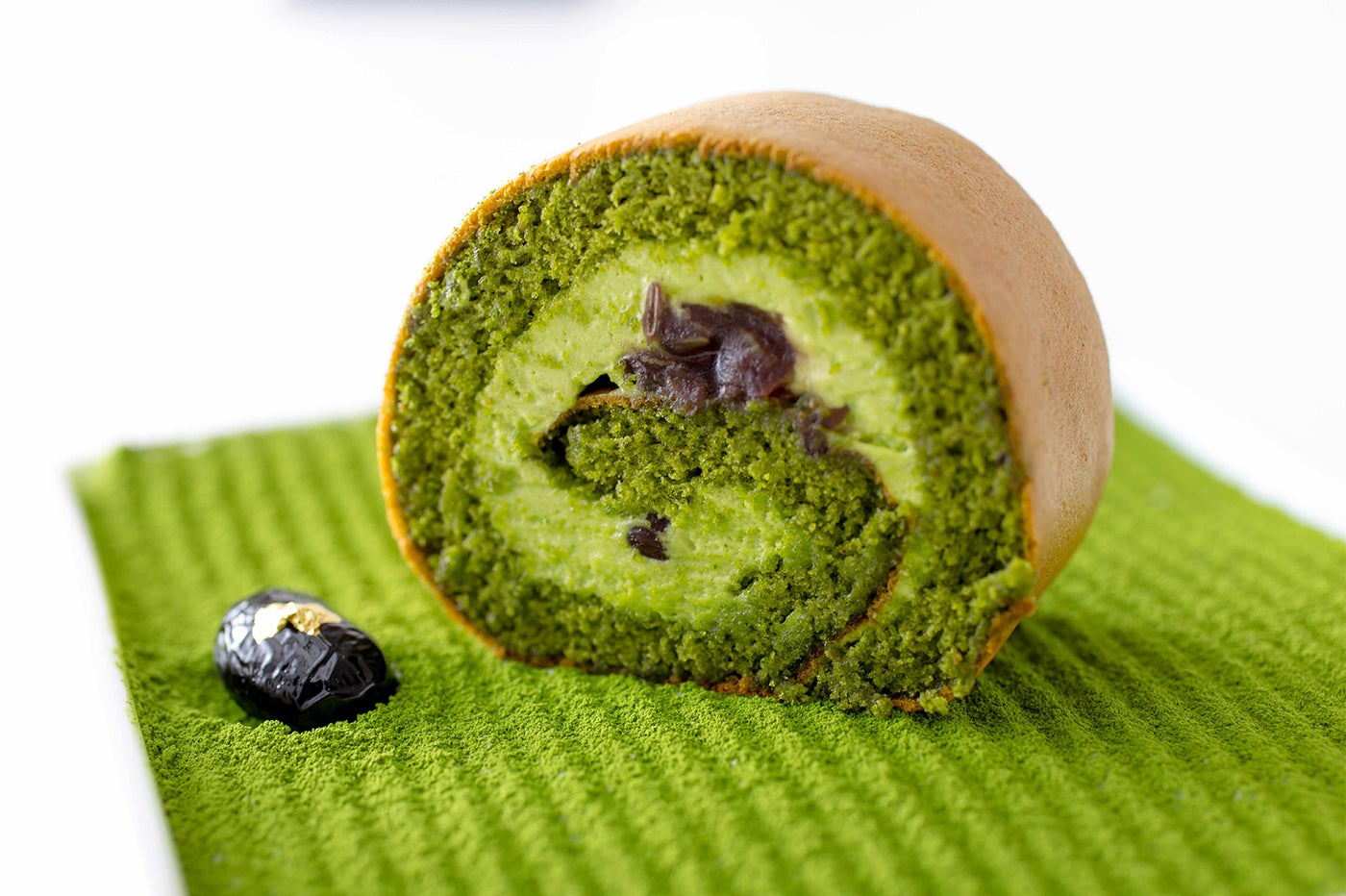 スイーツ＆サンドウィッチビュッフェ ～抹茶とチョコのおもてなし～／画像提供：ニュー・オータニ