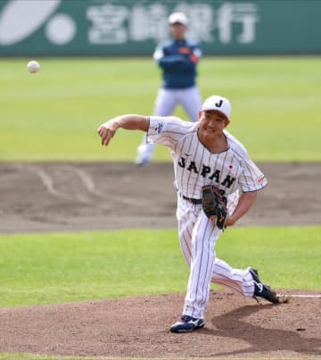 侍ジャパン 菅野智之がライブBP登板 スライダーが抜群のキレ→複数回の空振り奪う 降板時にはスタンドから拍手 井端監督が素手でゴロ処理のシーンも 打者9人に安打性3本