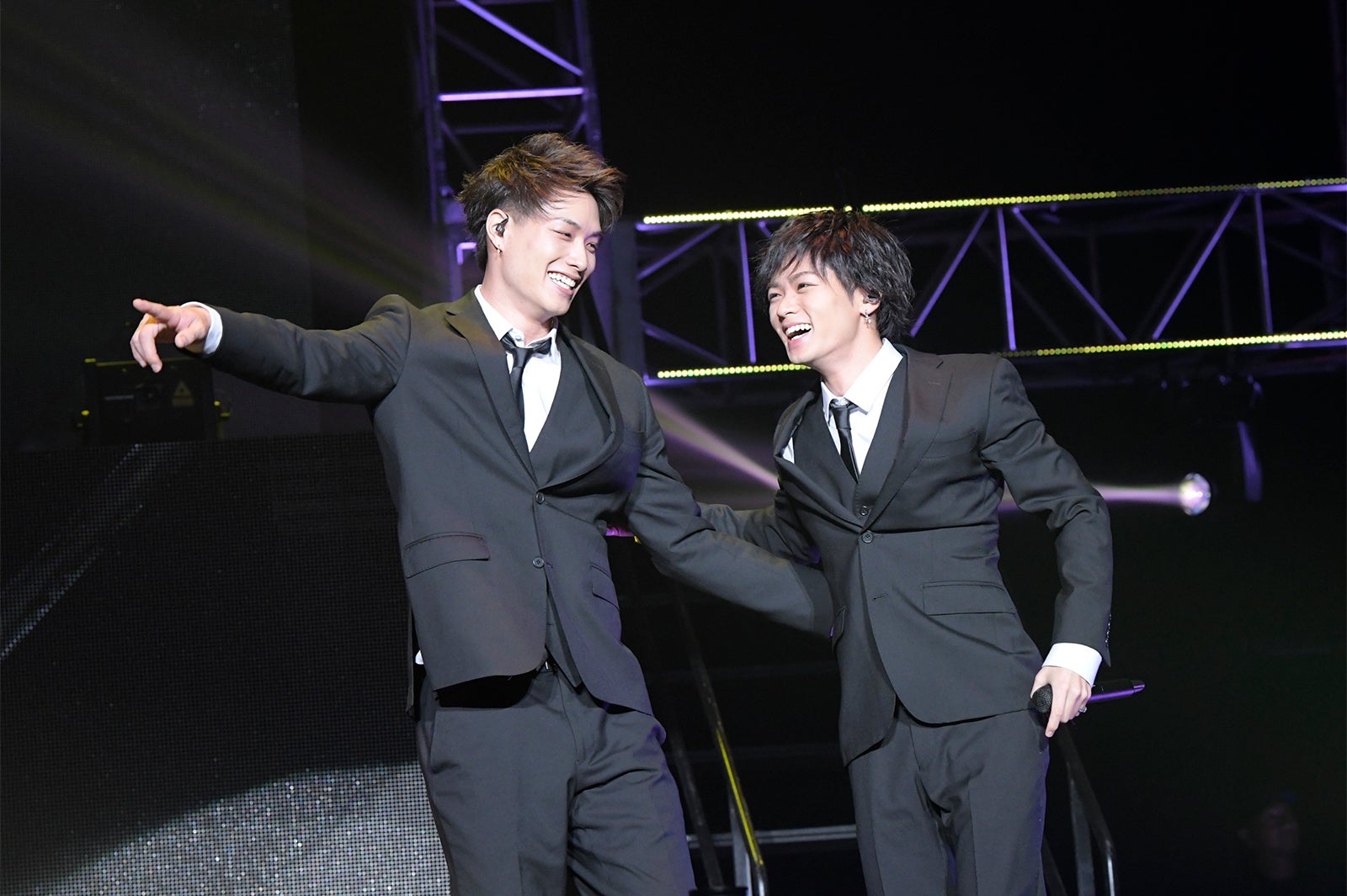 鈴木伸之、川村壱馬 （C）「PRINCE OF LEGEND」製作委員会 （C）HI-AX All Rights Reserved.