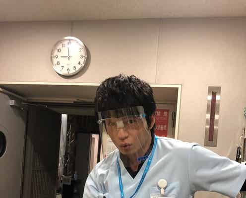 田中圭、フェイスシールド姿で撮影再開を報告 ファン待望オフショットに反響<アンサング・シンデレラ>