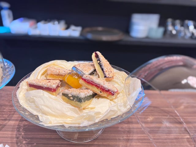 コンフィッタクロレ　コンフィッタワーズ