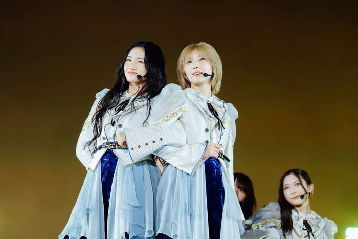 山崎天、藤吉夏鈴/櫻坂46「5th YEAR ANNIVERSARY LIVE」(C)Seed&FlowerLLC