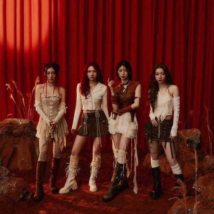 IS:SUE/RIN(会田凛)、NANO(釼持菜乃)、YUUKI(田中優希)、RINO(坂口梨乃)(C)LAPONE GIRLS