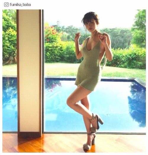 馬場ふみか、裸×ミニワンピのSEXYショットが悶絶級 豊満美バストに「いつ見てもすごい」の声