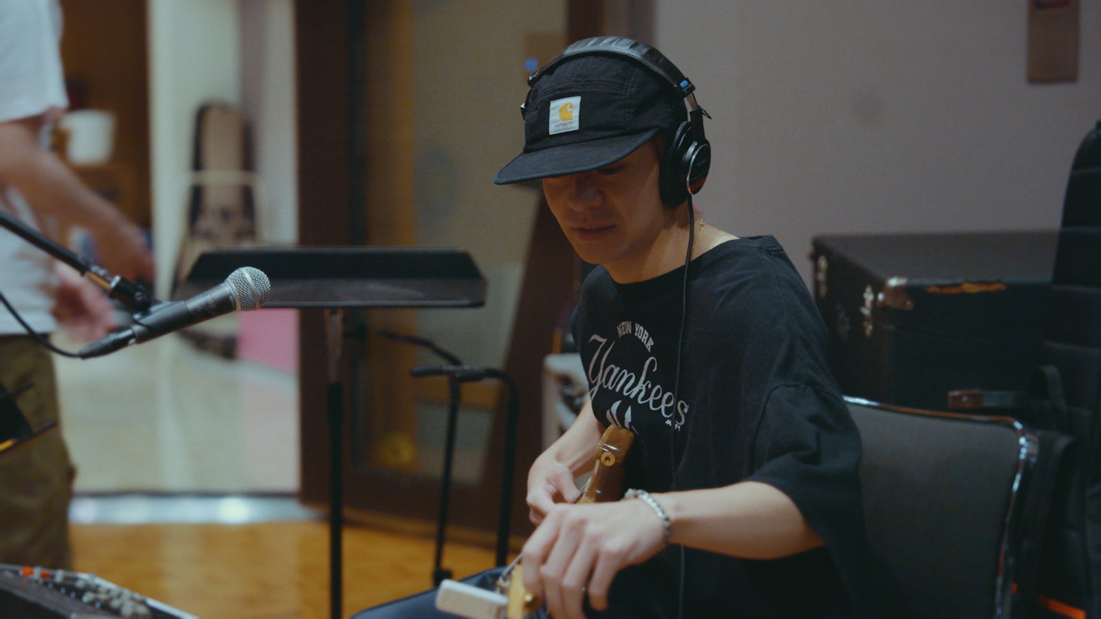 岸優太「THE_i -what is Number_i-」（C）TOBE Co., Ltd.