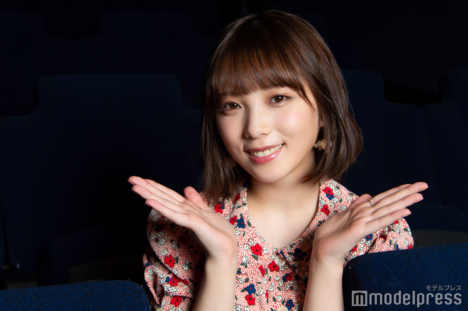 乃木坂46与田祐希、ファンの質問「20歳の誕生日を迎え、1番最初に飲んだお酒を教えてください」に回答 - モデルプレス