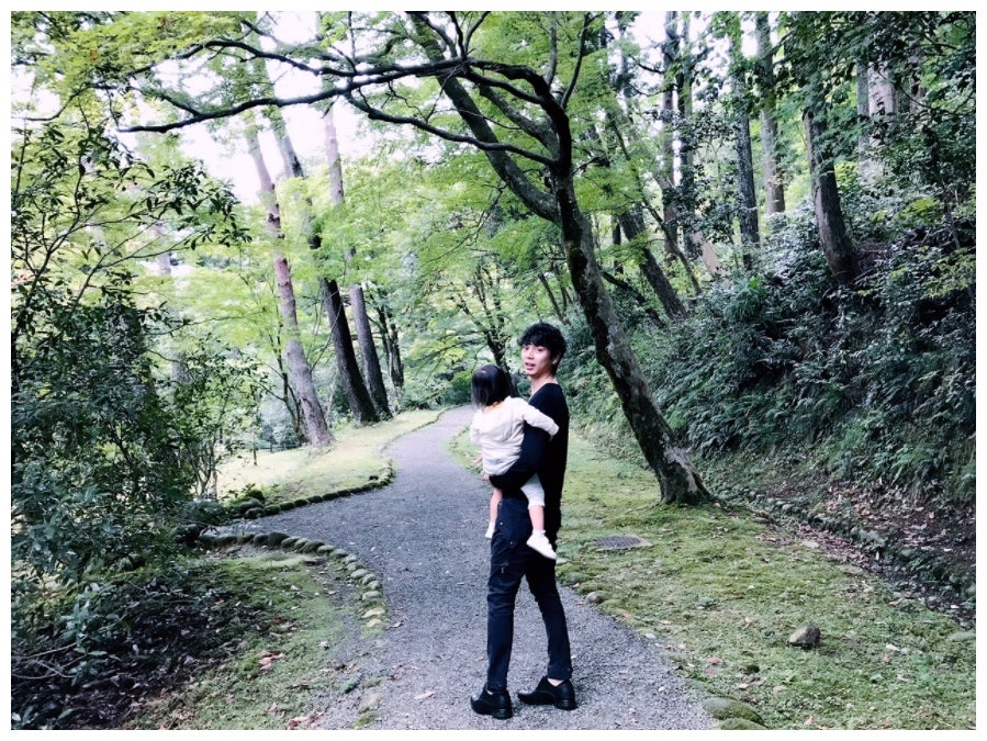 水嶋ヒロ、愛娘の成長に涙　2ショットに「素敵な写真」「かっこいいパパ」と反響