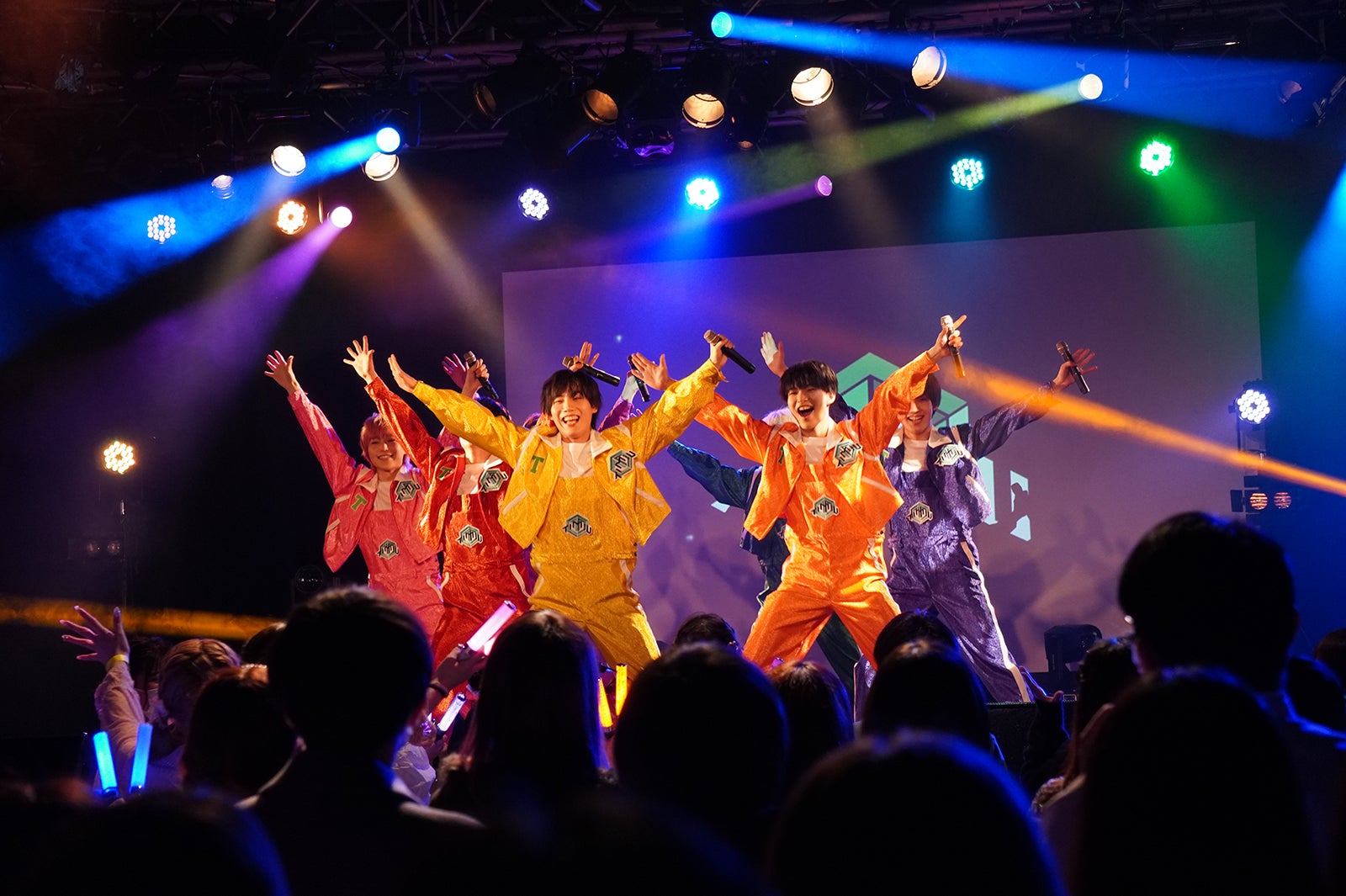 元ジャニーズJr.秋山大地プロデュースのアイドルTim＆U、ワンマンライブで新衣装＆新曲披露　熱い想いも語る