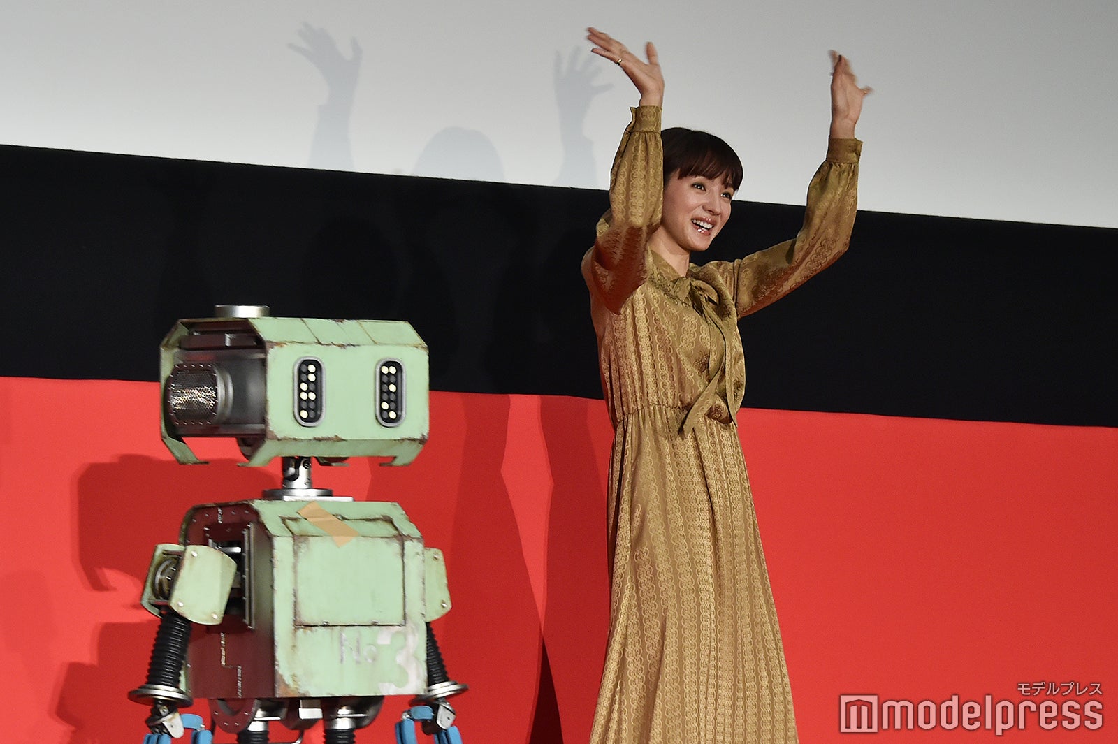 タング、満島ひかり（C）モデルプレス