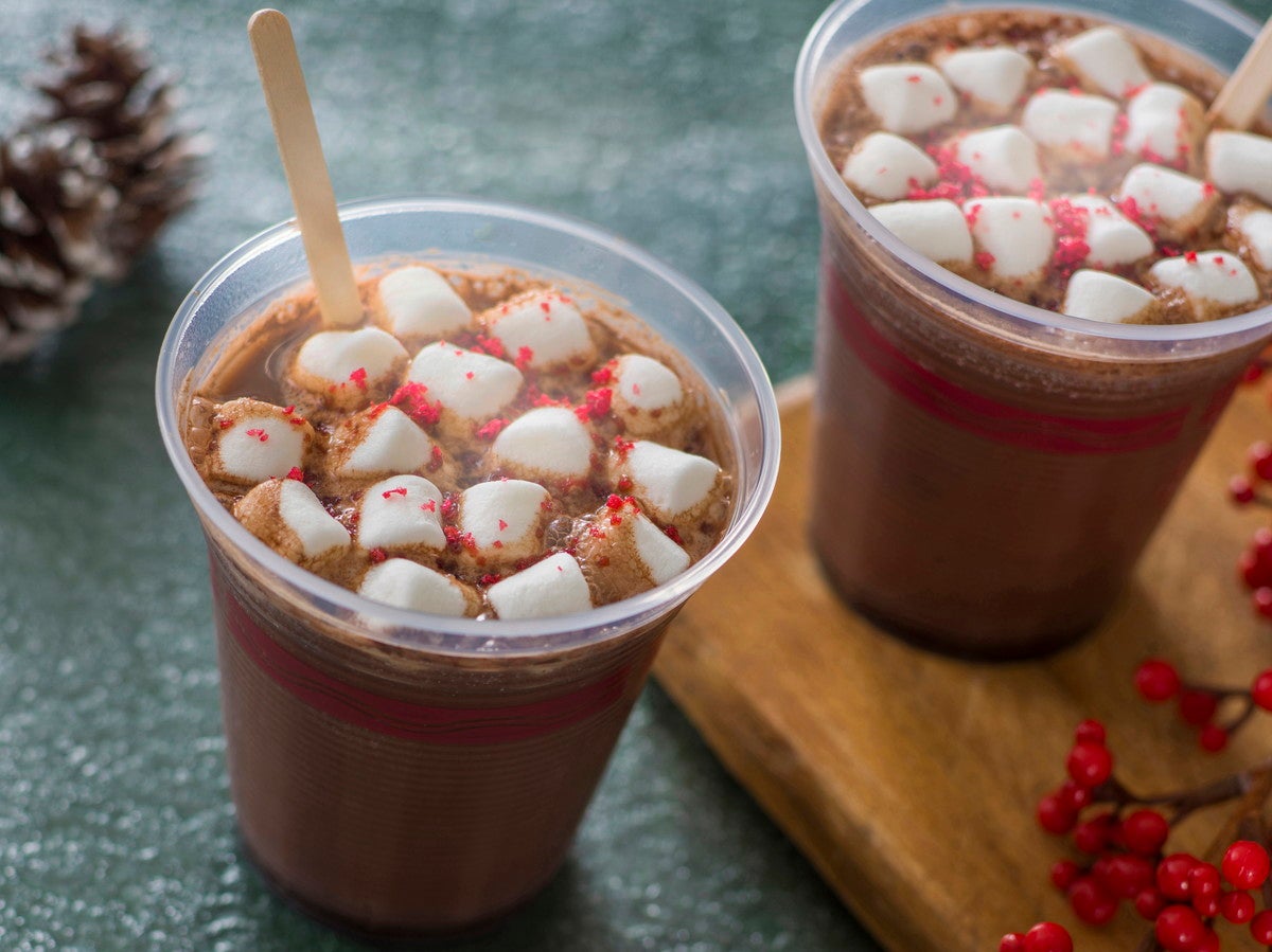 トルバドールタバン：ホットカクテル（バーボン＆ココア）780円（C）Disney