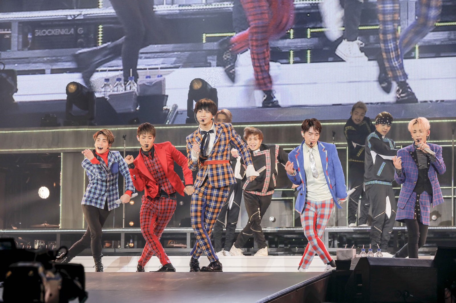 SHINee（提供画像）