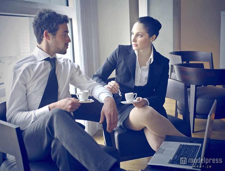 妻がいるのに惹かれてしまう…不倫に誘われやすい女性の特徴5つ