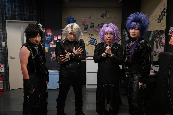 「ビジュアル系」(左から)チョコレートプラネット、せいや、岡部大 (C)フジテレビ