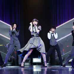 HKT48ひまわり組「誘惑のガーター」公演（C）AKS