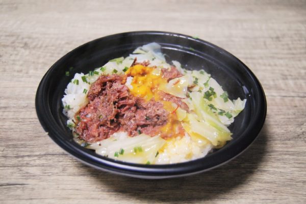 コンビーフ丼