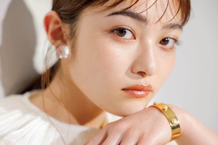 井上咲楽/撮影:曽根将樹(PEACE MONKEY)