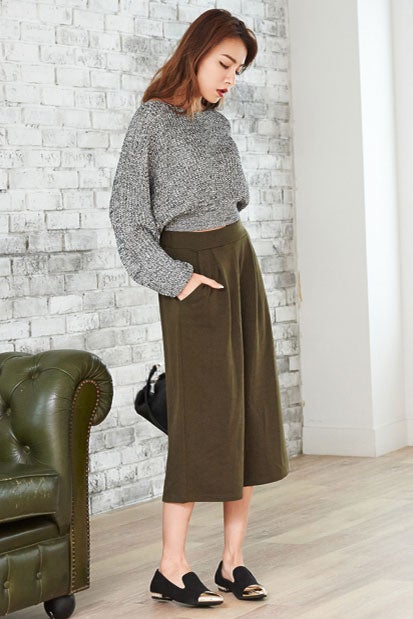 ミックスニットドルマンショートトップス「Re:EDIT by GALSTAR」2,698円（税込）／画像提供：Re:EDIT by GALSTAR