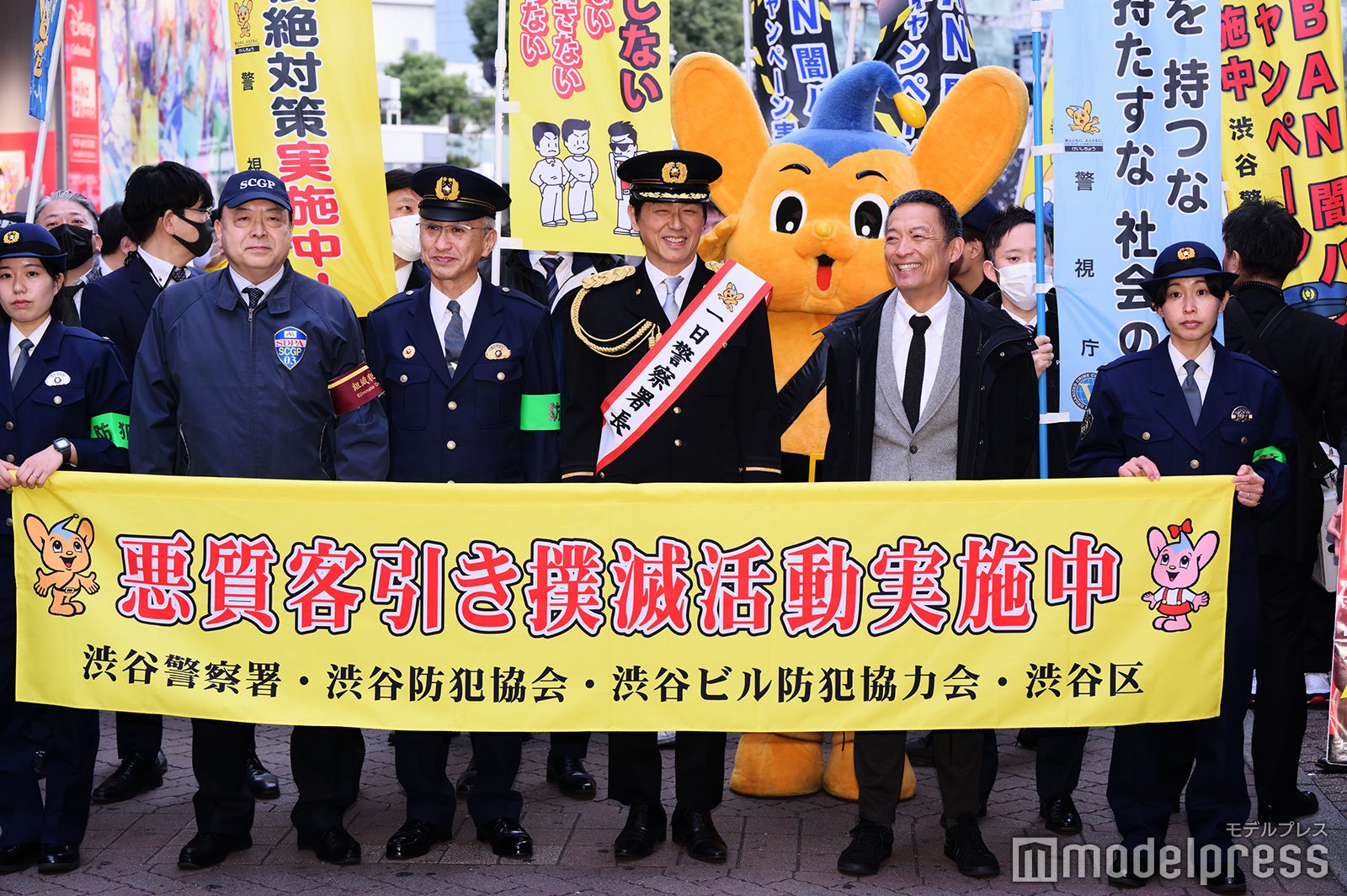 （中央）高橋克典（C）モデルプレス