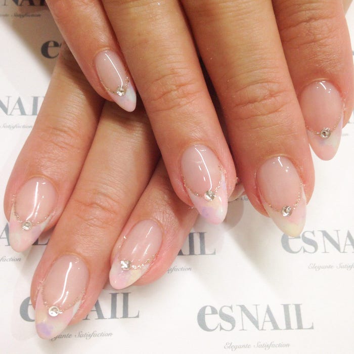 マーブル柄がキュート/画像提供:esNAIL