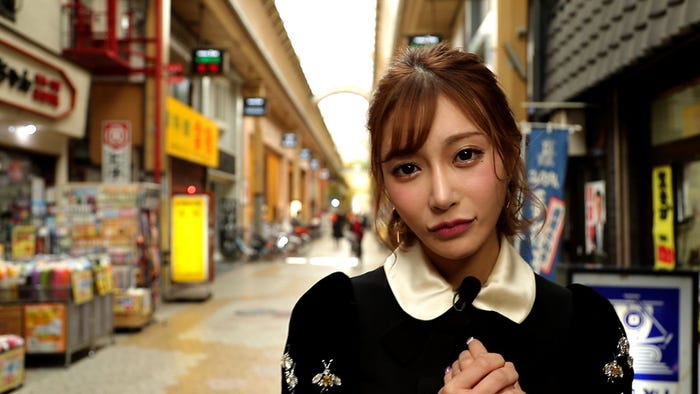 明日花キララ(写真提供:朝日放送テレビ)