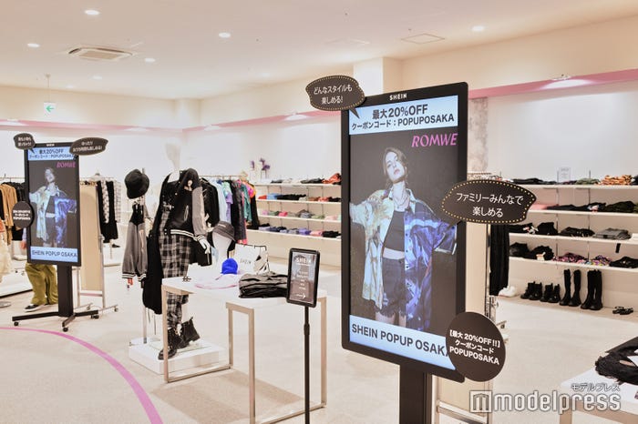 「SHEIN POPUP OSAKA」内観(C)モデルプレス