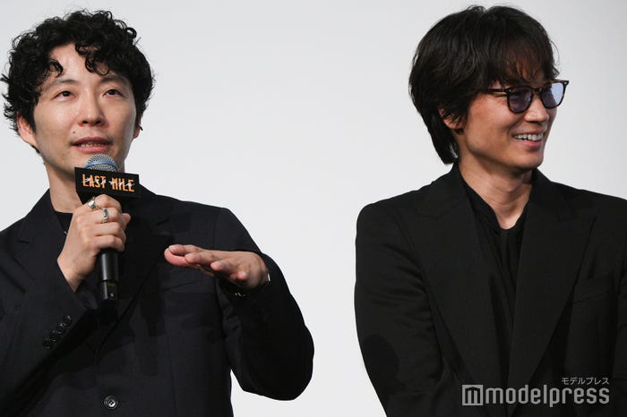 星野源、綾野剛(C)モデルプレス