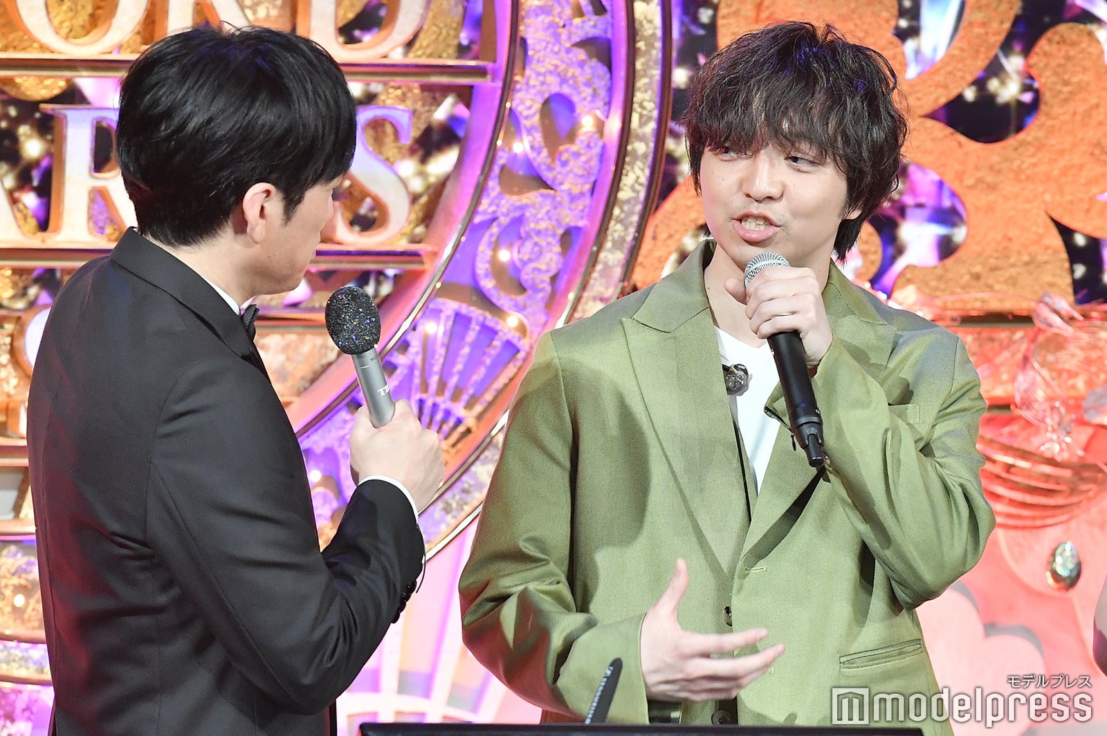 安住紳一郎、三浦大知（C）モデルプレス